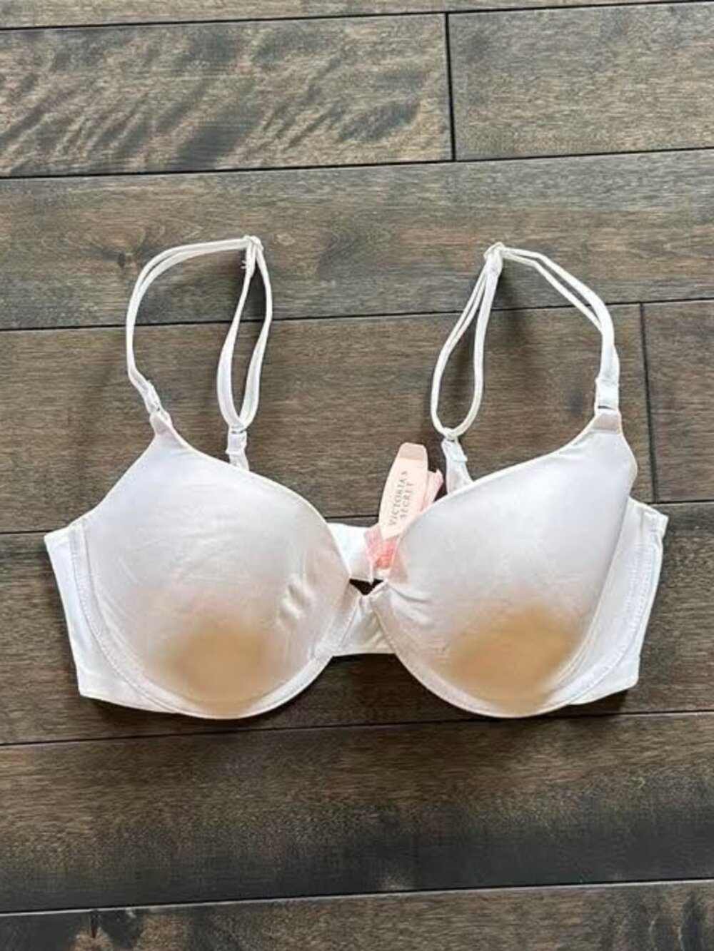 Victoria's Secret Demi Bra - new with tags